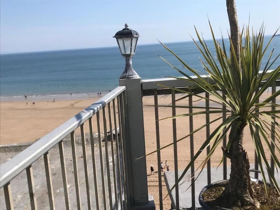 Caldey View Lägenhet Tenby Exteriör bild